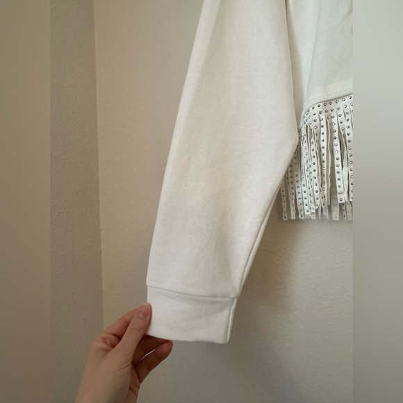 NWT White Bedazzled Fringe Long Sleeve Pullover Top- Small - Picture 4 of 9